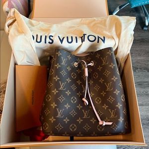 Meet your Posher, Asia